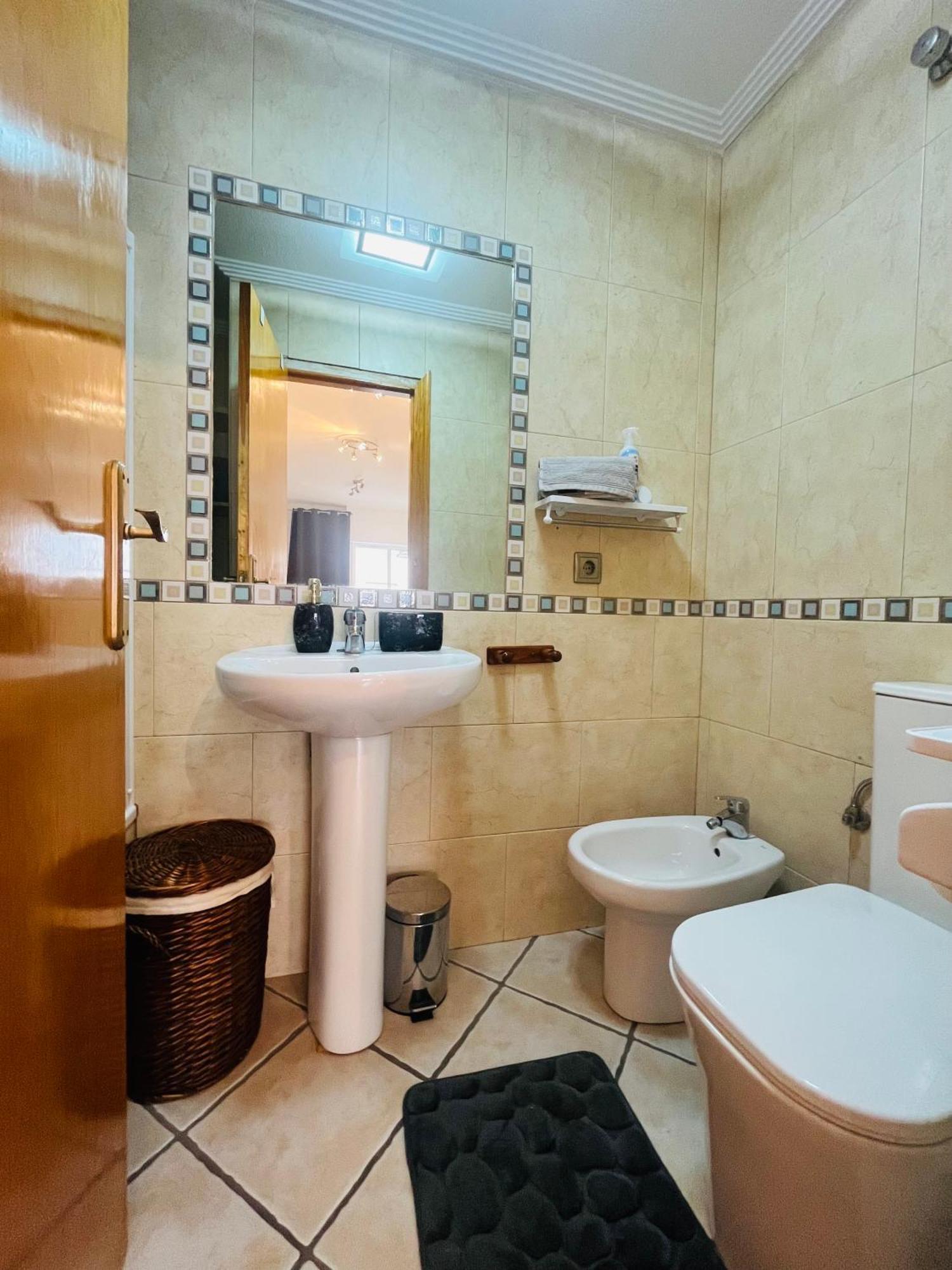 Anett Apartment Торевиеха Екстериор снимка